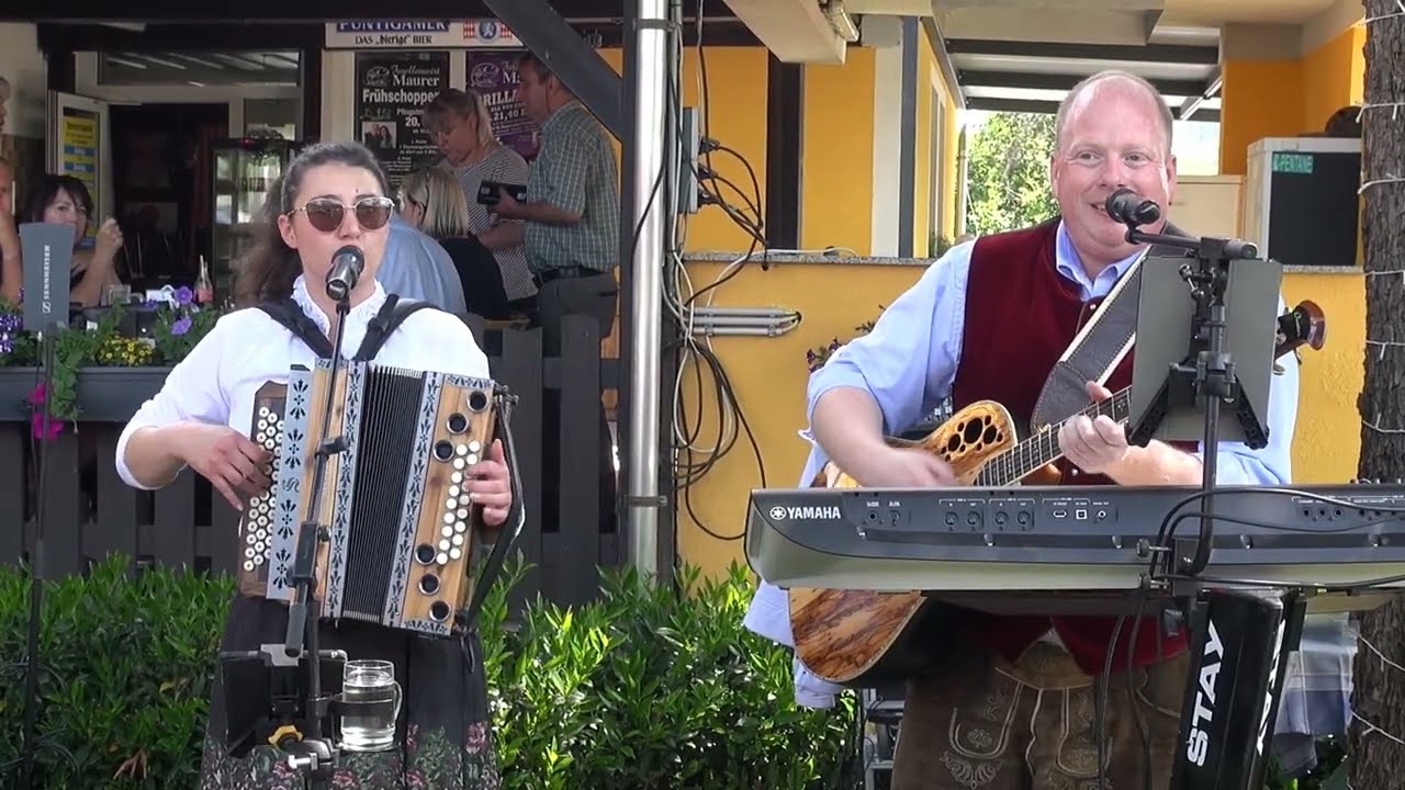 Frühschoppen  mit  den  Huafi`s  beim  Forellenwirt  Maurer  ---  20.5.2024