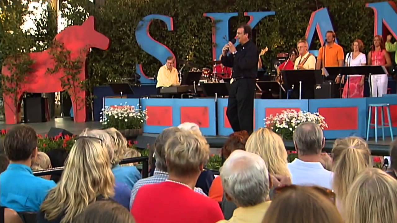 Lasse Berghagen - Tacka vet ja' logdans (Allsång på Skansen) [HD]