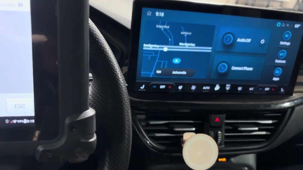 Checking the monitors on 2023 Ford Escape with mode6