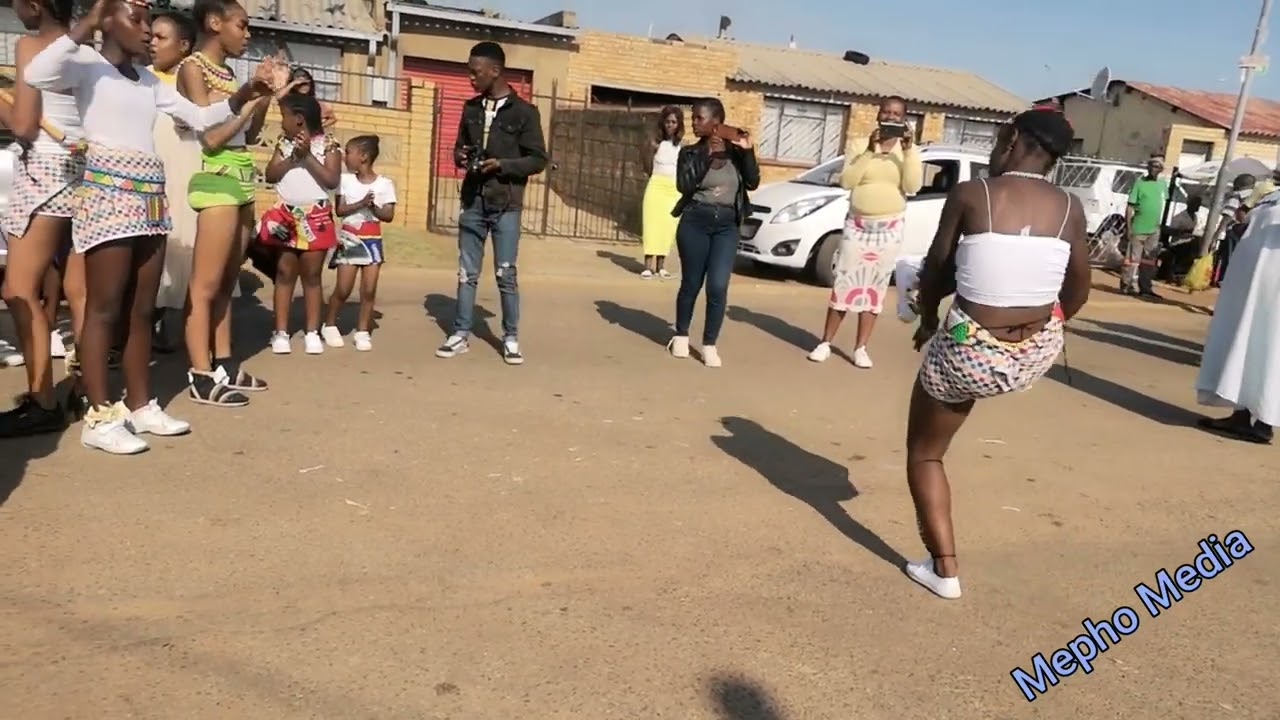 Amatshitshi asemndeni South