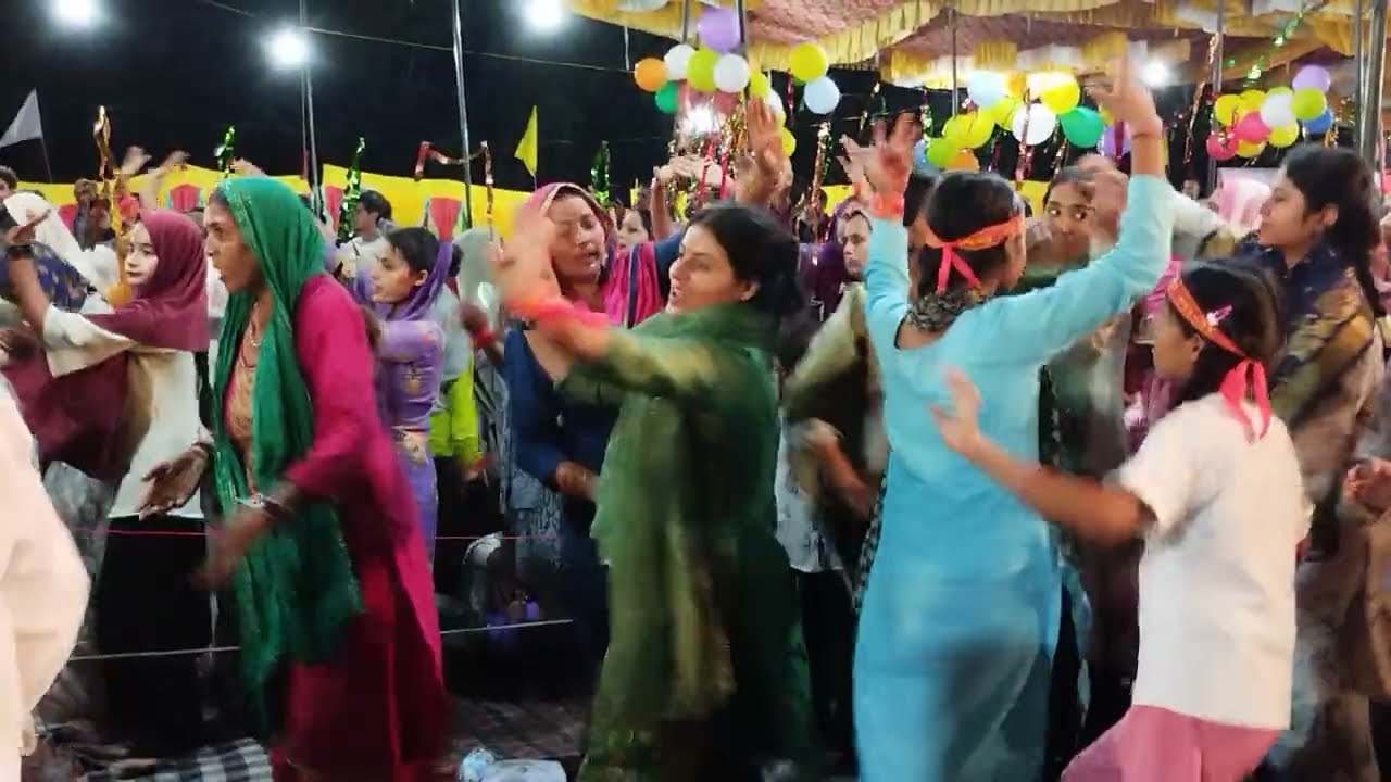 Mai Ni Tere kundlu kundlu baal Navin Punjabi Royal performance #comment #latest 