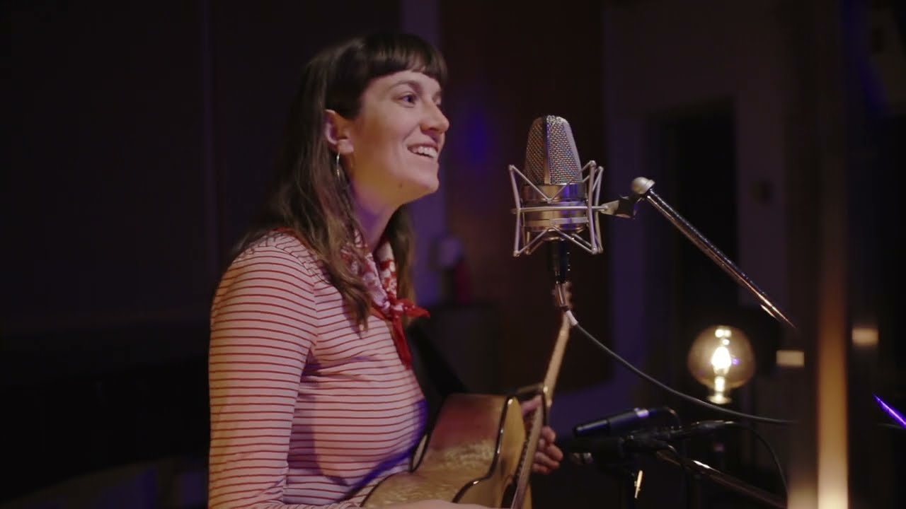 Madeleine Roger - Fever Dreaming (Folk Version)