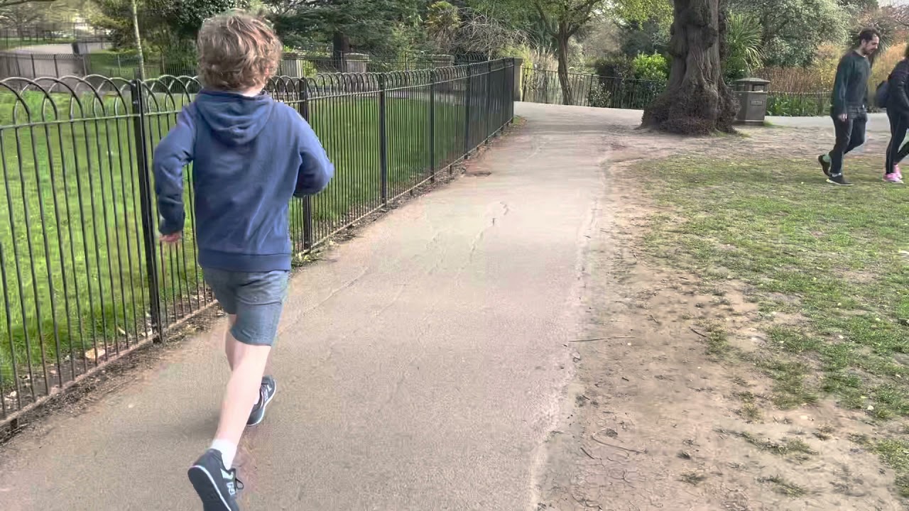 Ravenscourt park visit || London || Cherry blossoms 🌸 ||