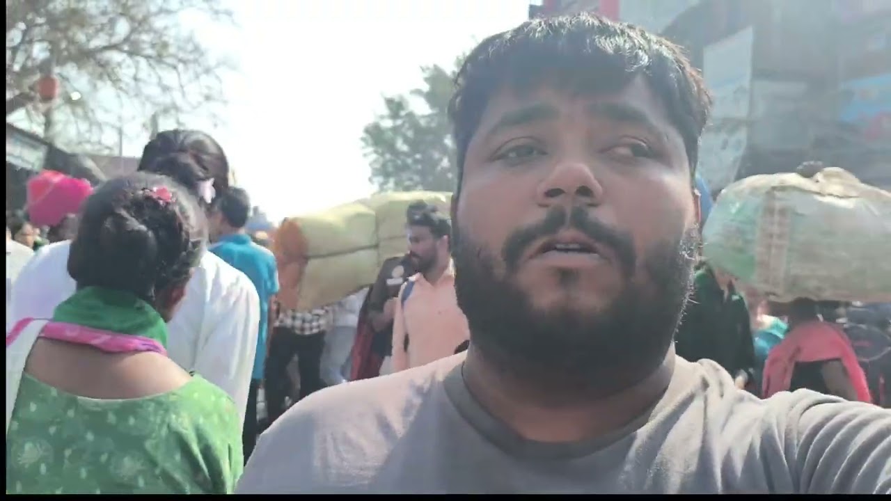 Sadar bazar market subscribe my channel #viral #tarending #motivation #fouryourpag 