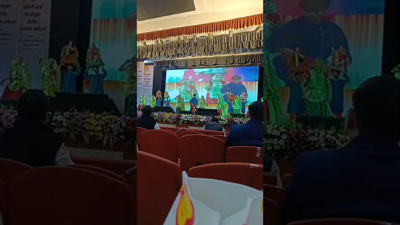 देवी अहिल्याबाई यूनिवर्सिटी तक्षशिला कैंपस इंदौर में राजभाषा विभाग का कार्यक्रम