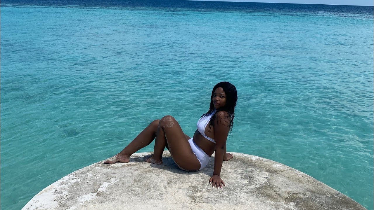Travel #shorts #travel #explore #africa #maldives #southafrica #southafricanyoutuber #blackgirlmagic