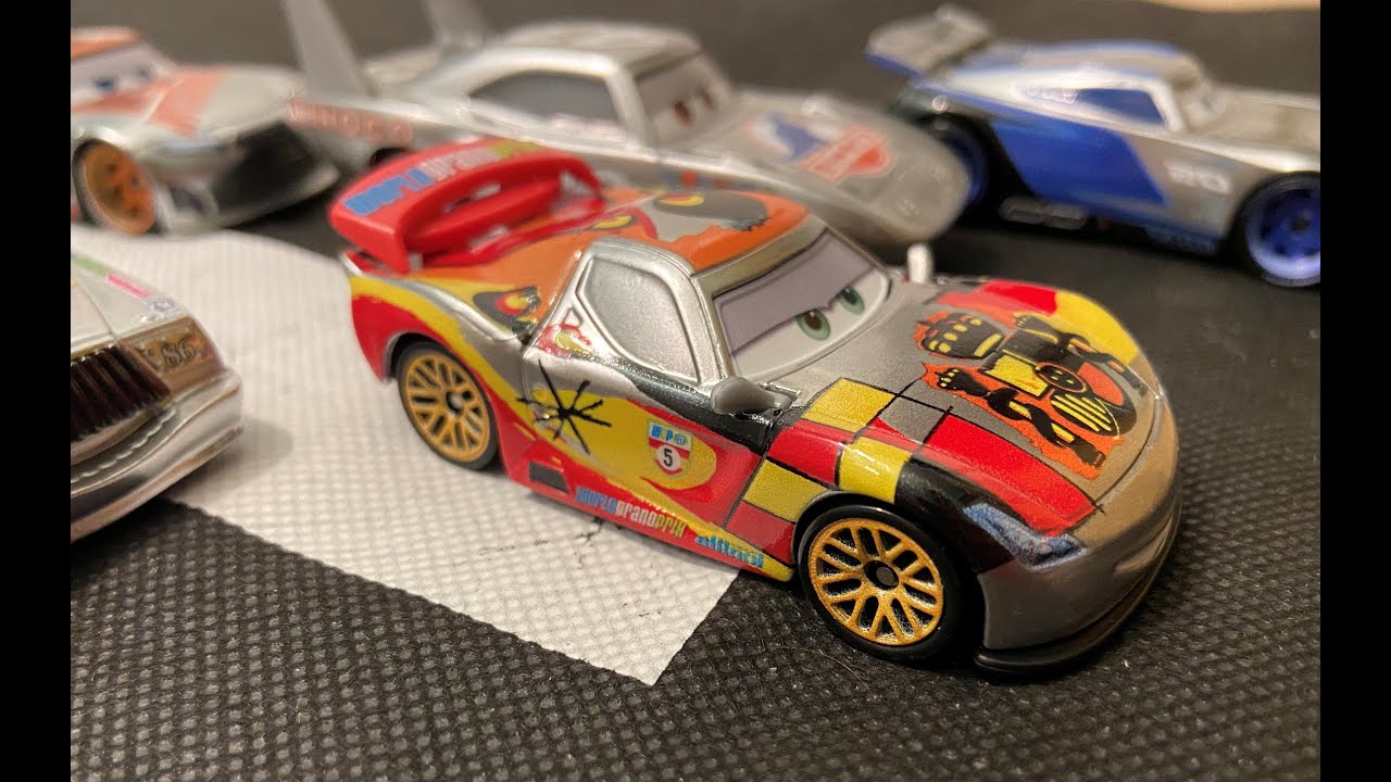 DISNEY PIXAR CARS 2 SILVER MIGUEL CAMINO