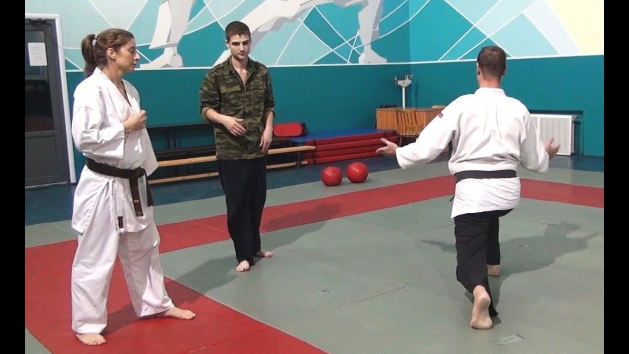 Броски. Через ногу.  Выведение из равновесия.