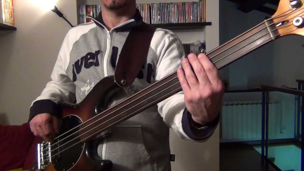 Elton John - Nikita - Bassline - Sting Ray Fretless 1979