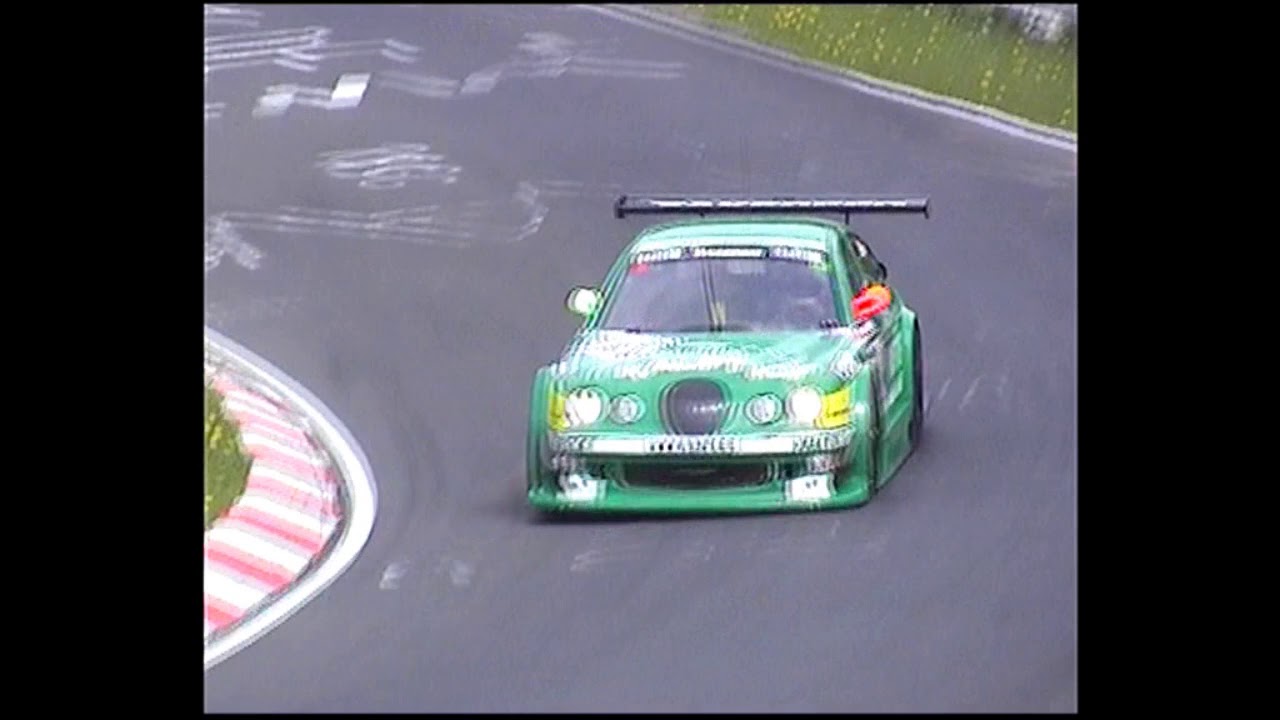 VLN ( BFG ) 2004 Nürburgring Nordschleife Box und Strecke