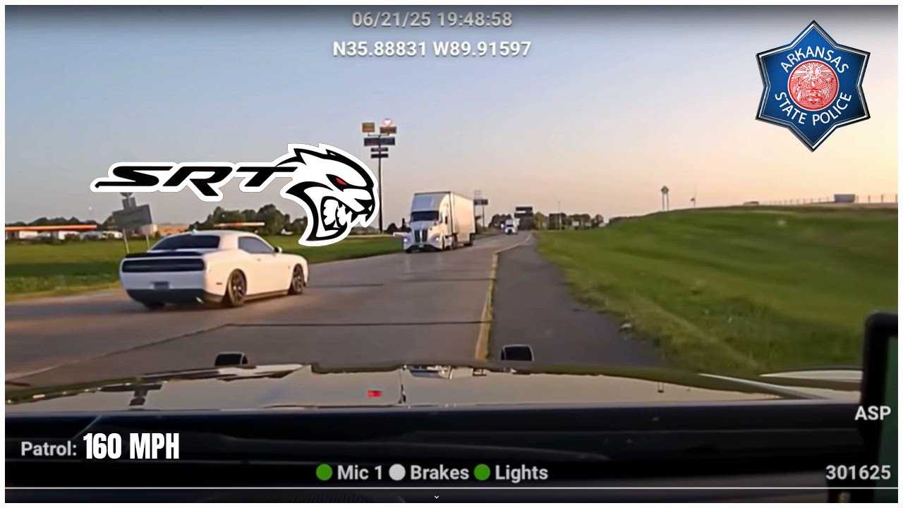 PERFECT CHASE | Challenger Hellcat does Arkansas State Police F***ING DIRTY at 160MPH!