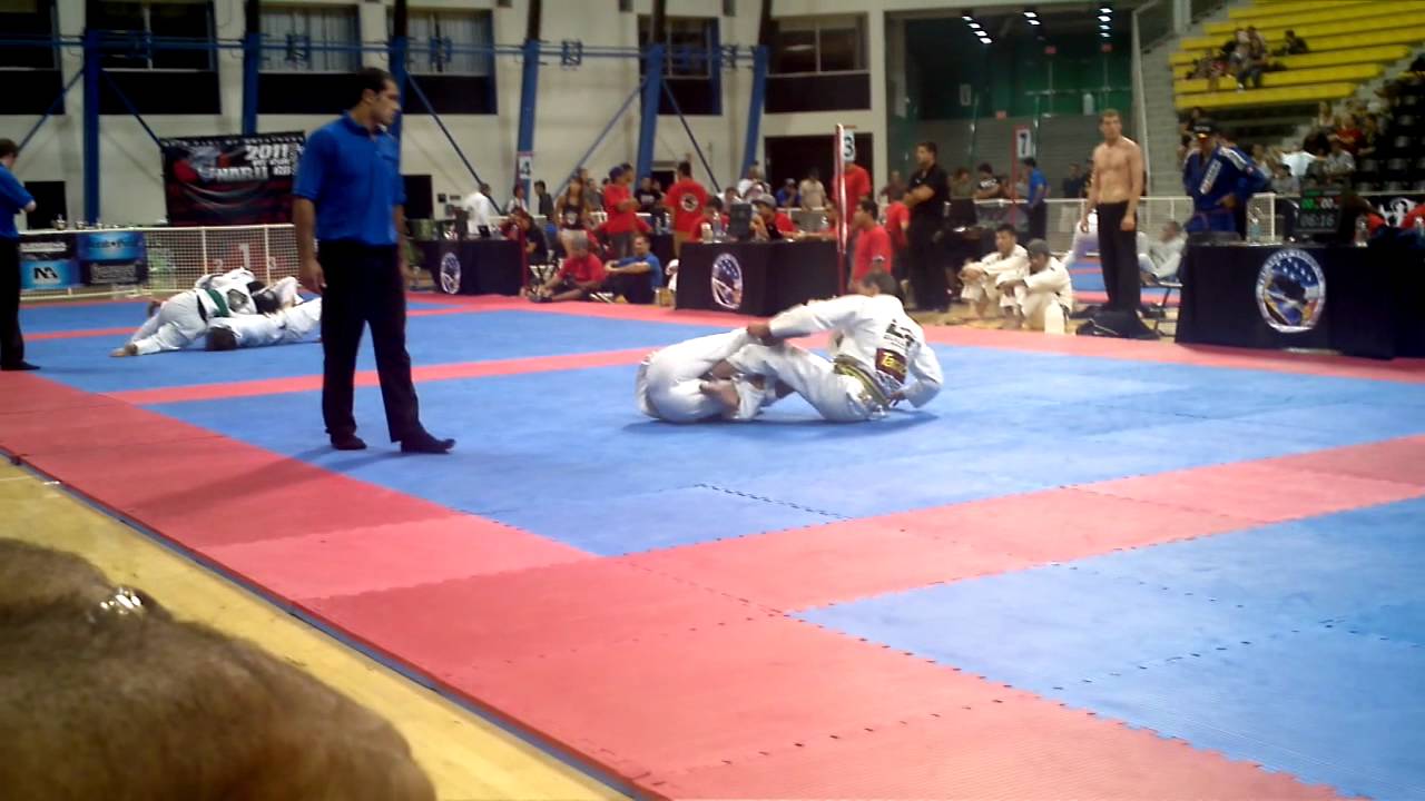 isaac doederlein vs rayom ribeiro