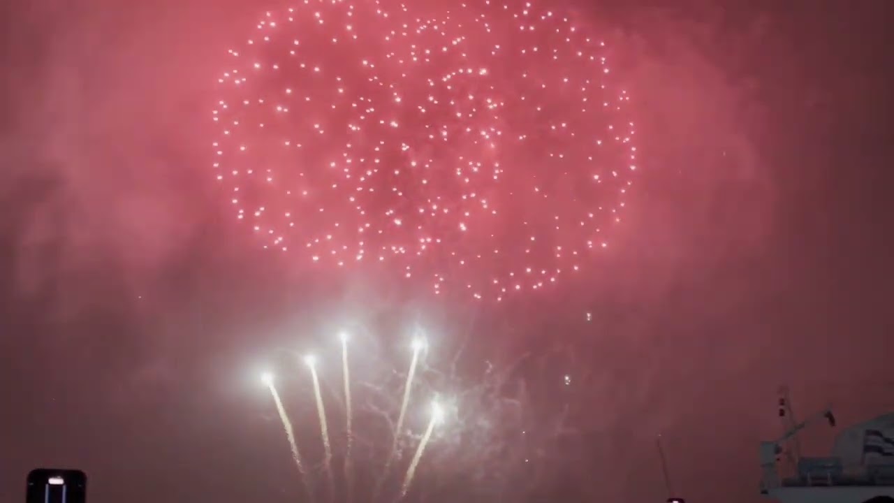 2024 Happy New Year Toronto Fireworks 🎇  🎉