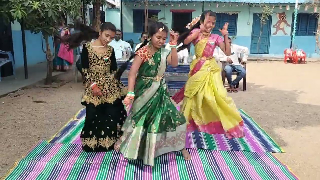 7th class remix dance performance 