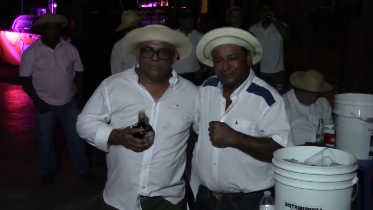 RAQUELITA-EDY CARDENAS-RUBEN MORENO Y RICHAR. FIESTA DE LEQUIDES HERNANDEZ