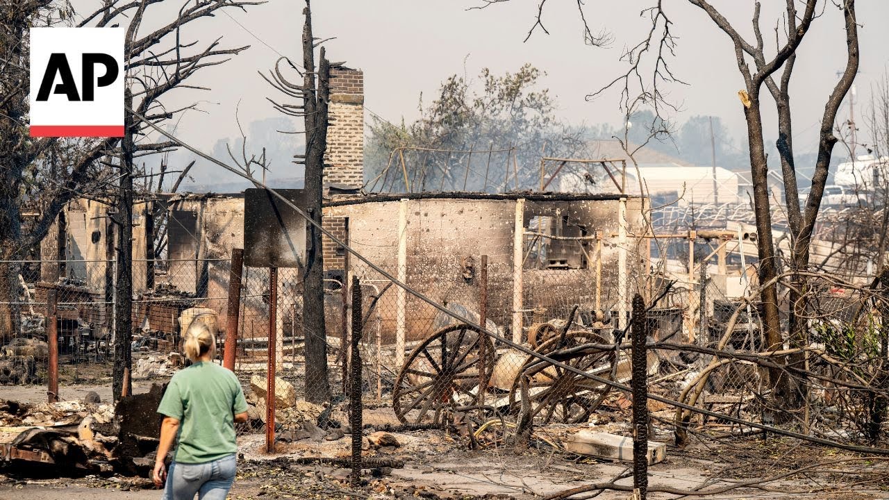 Wildfire burns homes in historic California Gold Rush town
