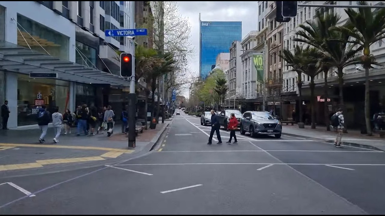 Victoria Street Walk to Te Waihorotiu Station | Auckland CBD, New Zealand