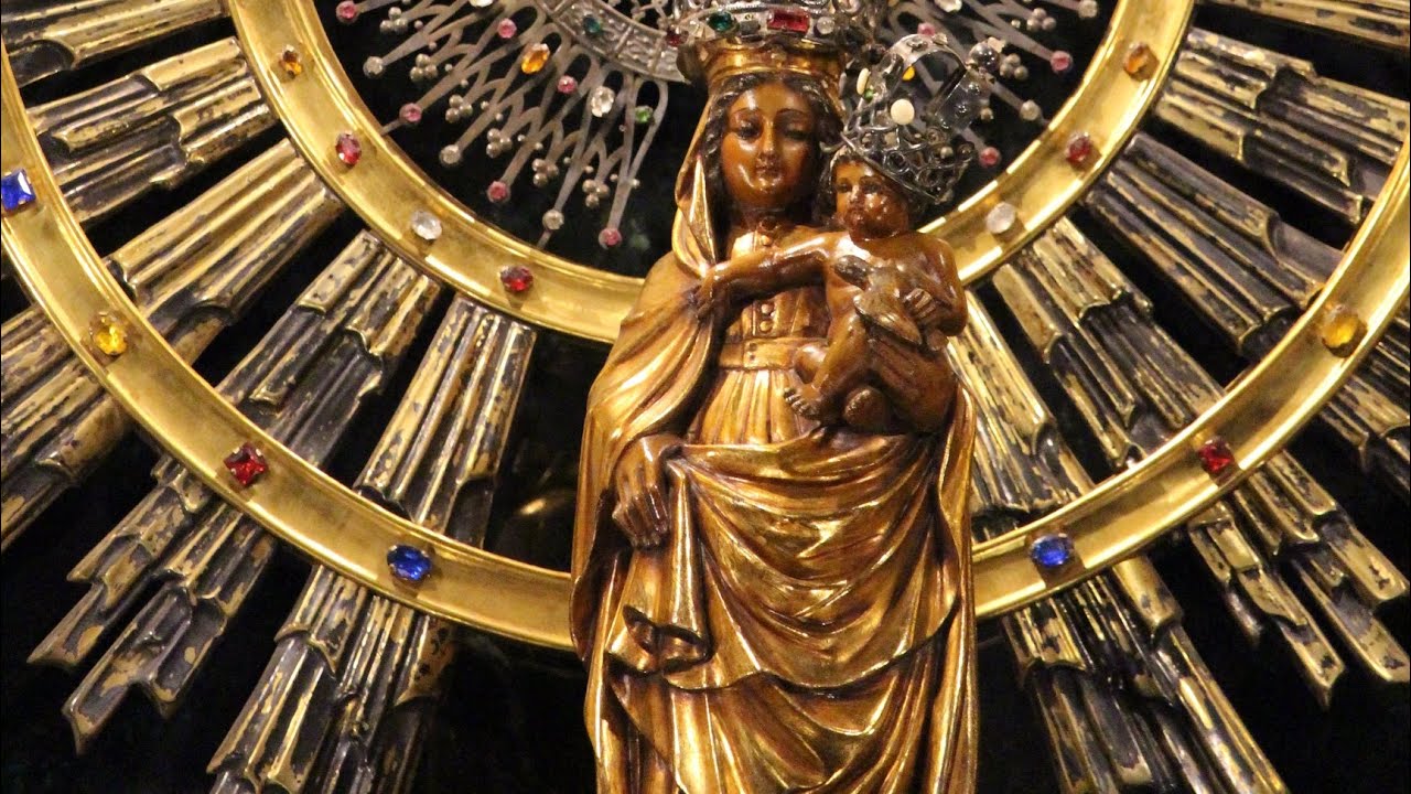 Virgen del Pilar  La que más altares tiene  Catedral de Barbastro,  Huesca