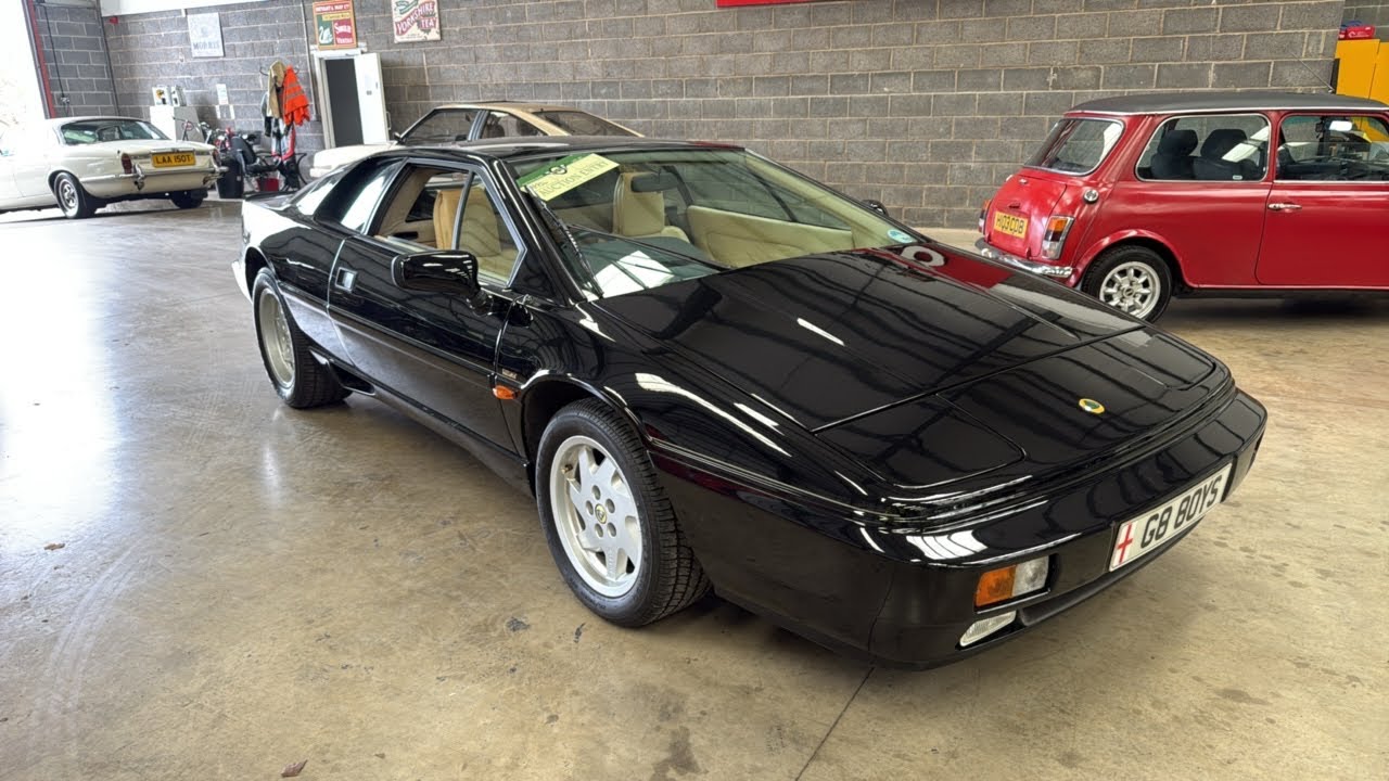 1989 LOTUS ESPRIT TURBO | MATHEWSONS CLASSIC CARS | AUCTION: 16, 17 & 18 APRIL 2025