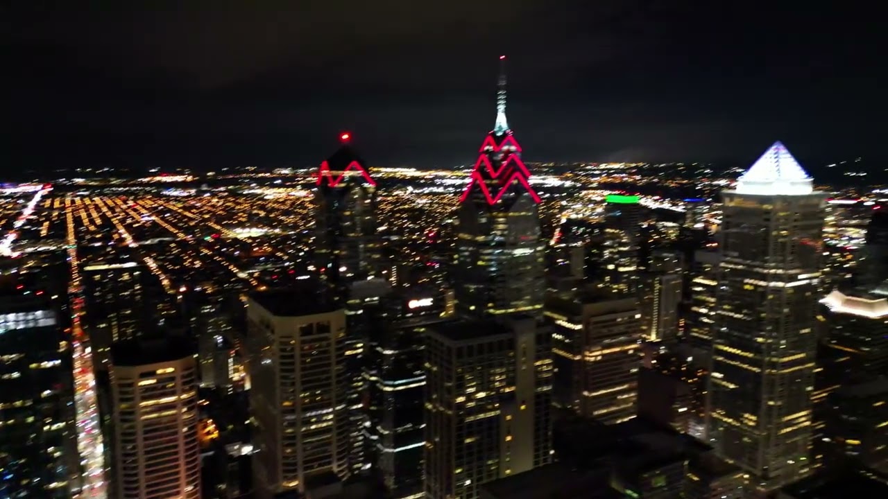 Philadelphia at night, Drone flying video, City Hall, William Penn
