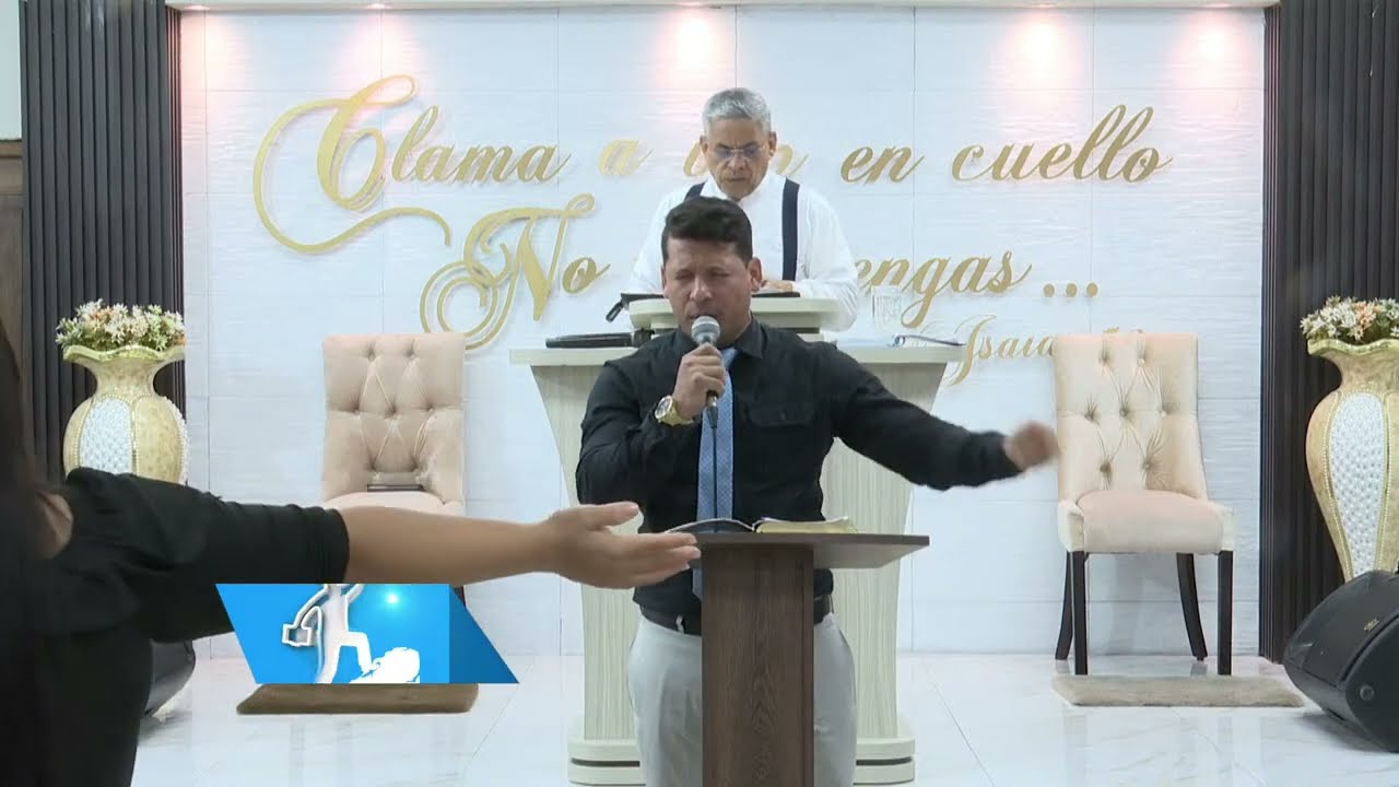 COMENCEMOS EL AÑO TOMADOS DE LA MANO DE DIOS - REV. EUGENIO MASÍAS