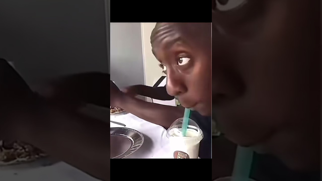 Mange vite Bassirou arrive 🤣🤣🤣 #humour #drole #memetiktok #restaurant #bassirou