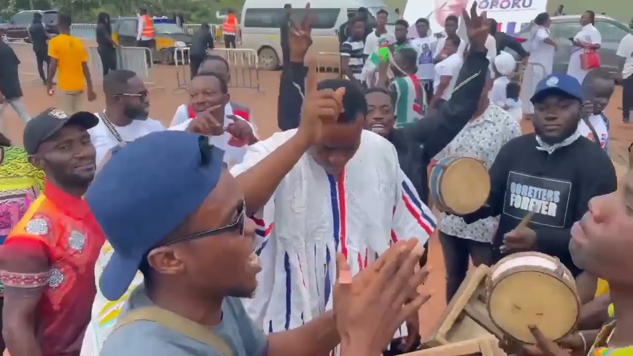 Assin North:Chairman Wontumi Singing Hot Jama With NPP Supporters