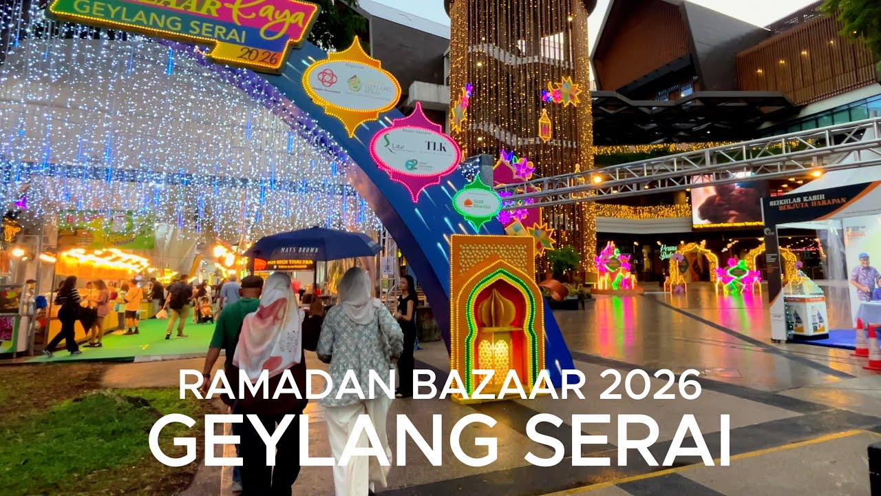 PACKED Geylang Serai Ramadan Bazaar Singapore | Food & Fashion Overload!