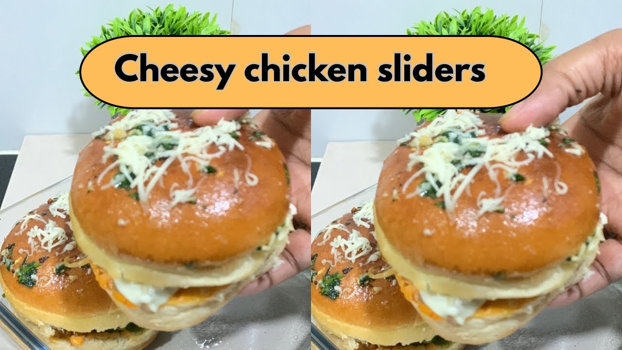 Cheesy chicken sliders | Ramadan special jhatpat banne wali yummy recipe @CookingwithhumairaM 