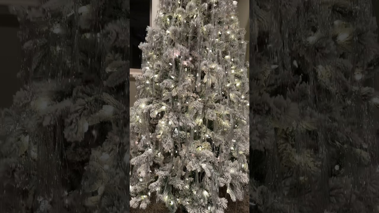 obsessed with the tinsel tree #christmas #christmas2023 #christmastree #christmasdecor #homedecor