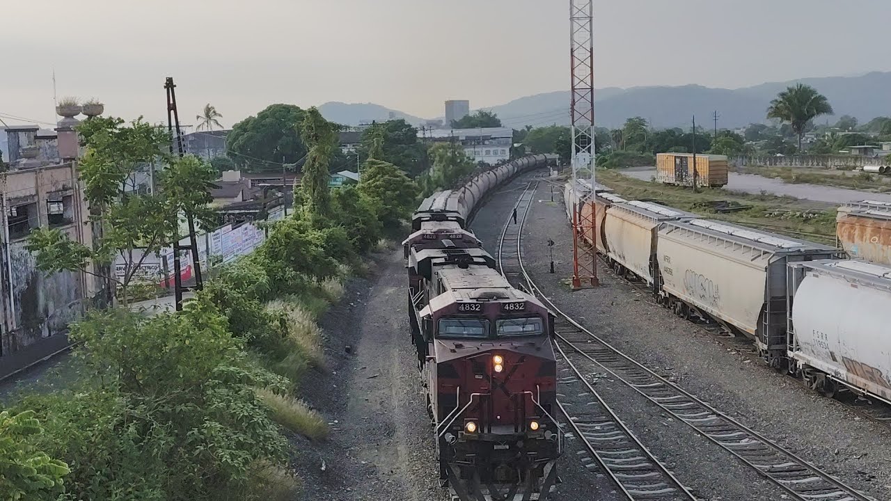 FERROSUR PASANDO X LA ESTACIÓN DE CÓRDOBA// TRENEADA CON MI HERMANO DE RIELES @UrielCrisostomo4002 