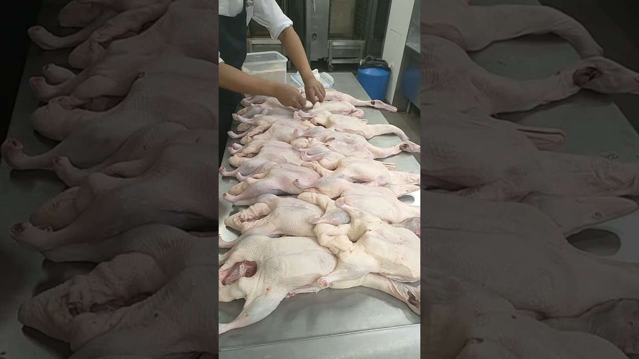Marinasi Bebek Peking ala Hotel #bebekpanggang #bebekpeking #fyp #liveviral