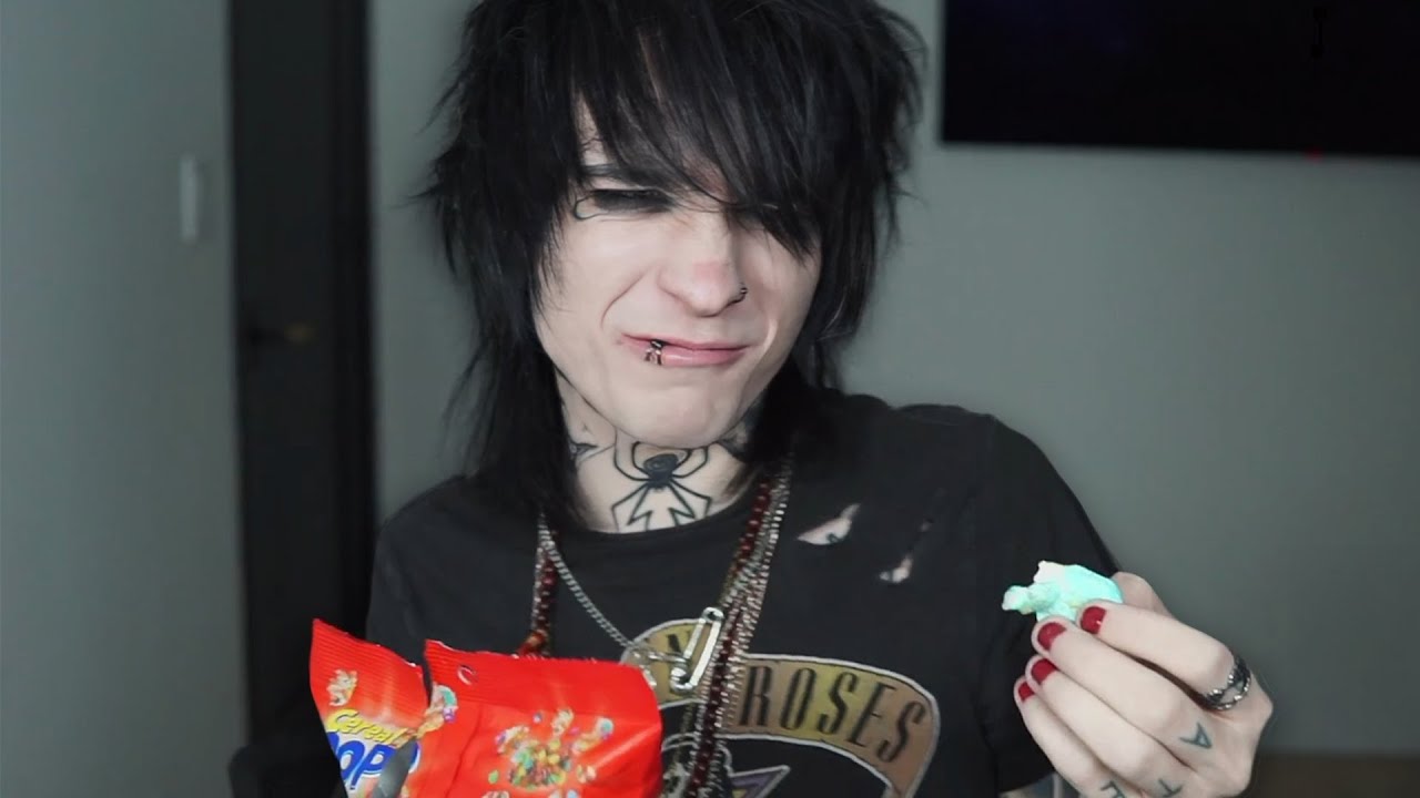 Trying Food From 5 Below (Full Stream)