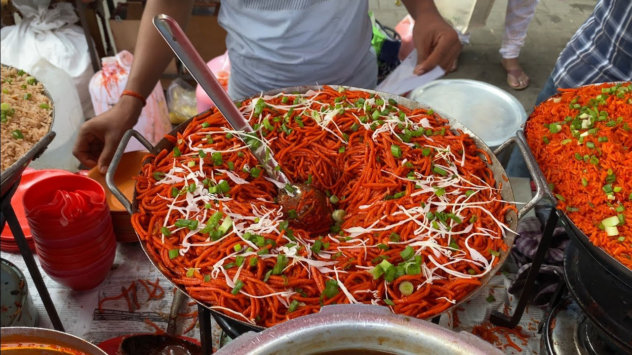 CHEAPEST NOODLES IN MUMBAI || AWESOME MAKING || INDIAN STREET FOOD || @ RS. 30/-
