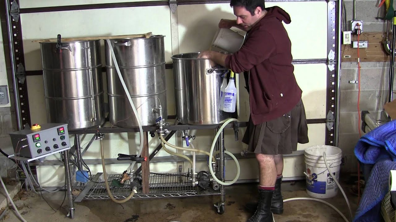 Brewing up an American Pale Ale, All-grain