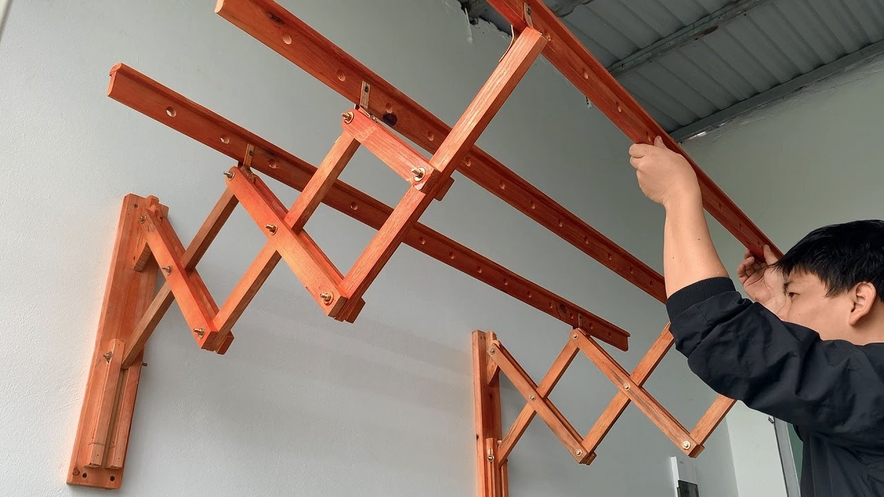 Super Smart Woodworking Ideas // How To Make A Foldable Clothes Drying Rack