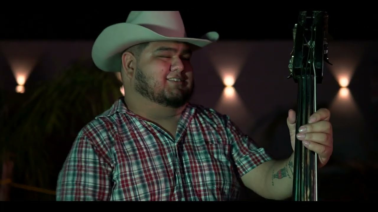 Muchacho Gucci  - LOS DE LA TREINTA