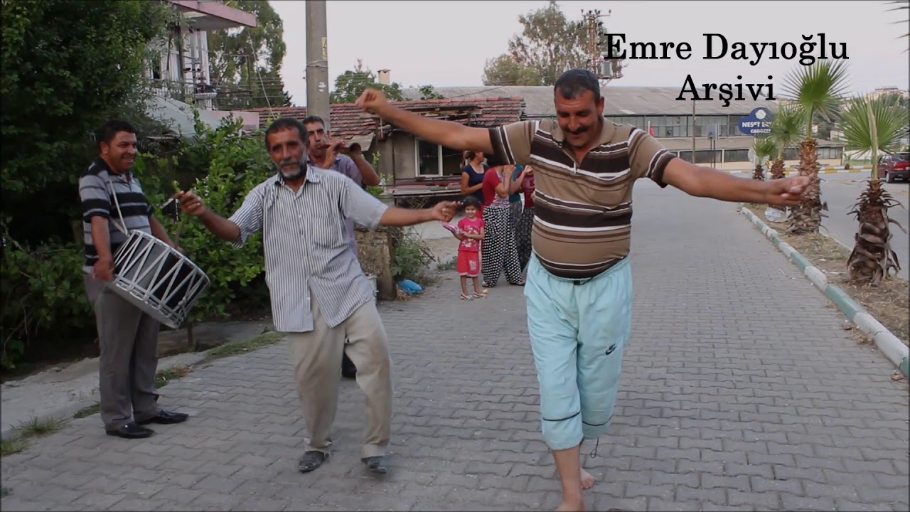 Antalya Serik Abdallar Mahallesi ''Çiftetelli'' [Emre Dayıoğlu Arşivi]