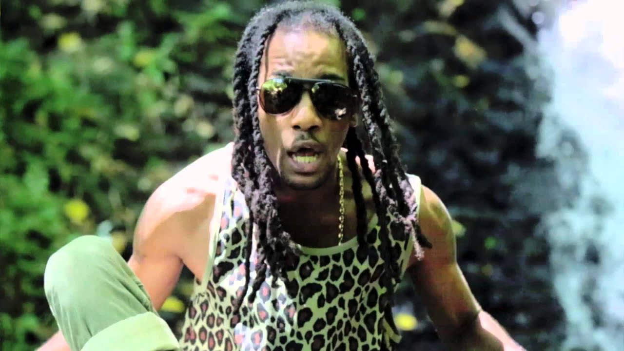 SMALLY KING FEAT SAEL & POLITIK NAI - SA LOUE JAH 