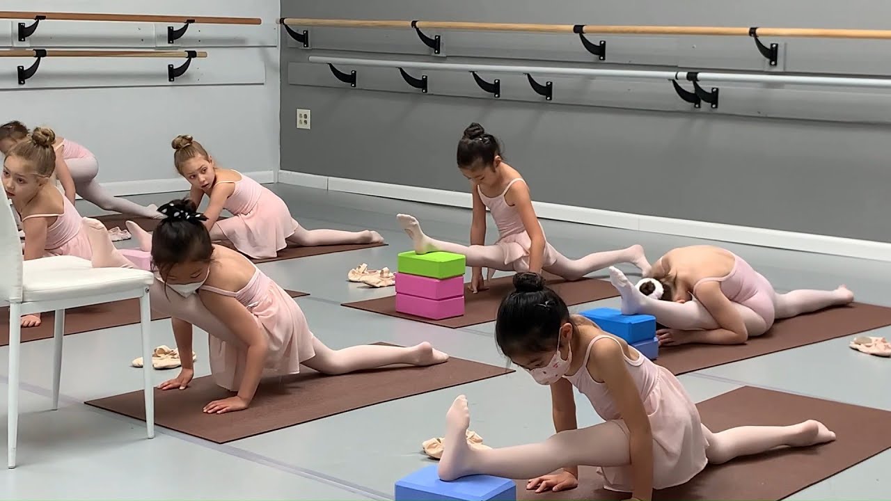 15 min stretch for splits and exercises - how to do it for beginners dancers; part 2, Girls 5-7 yo