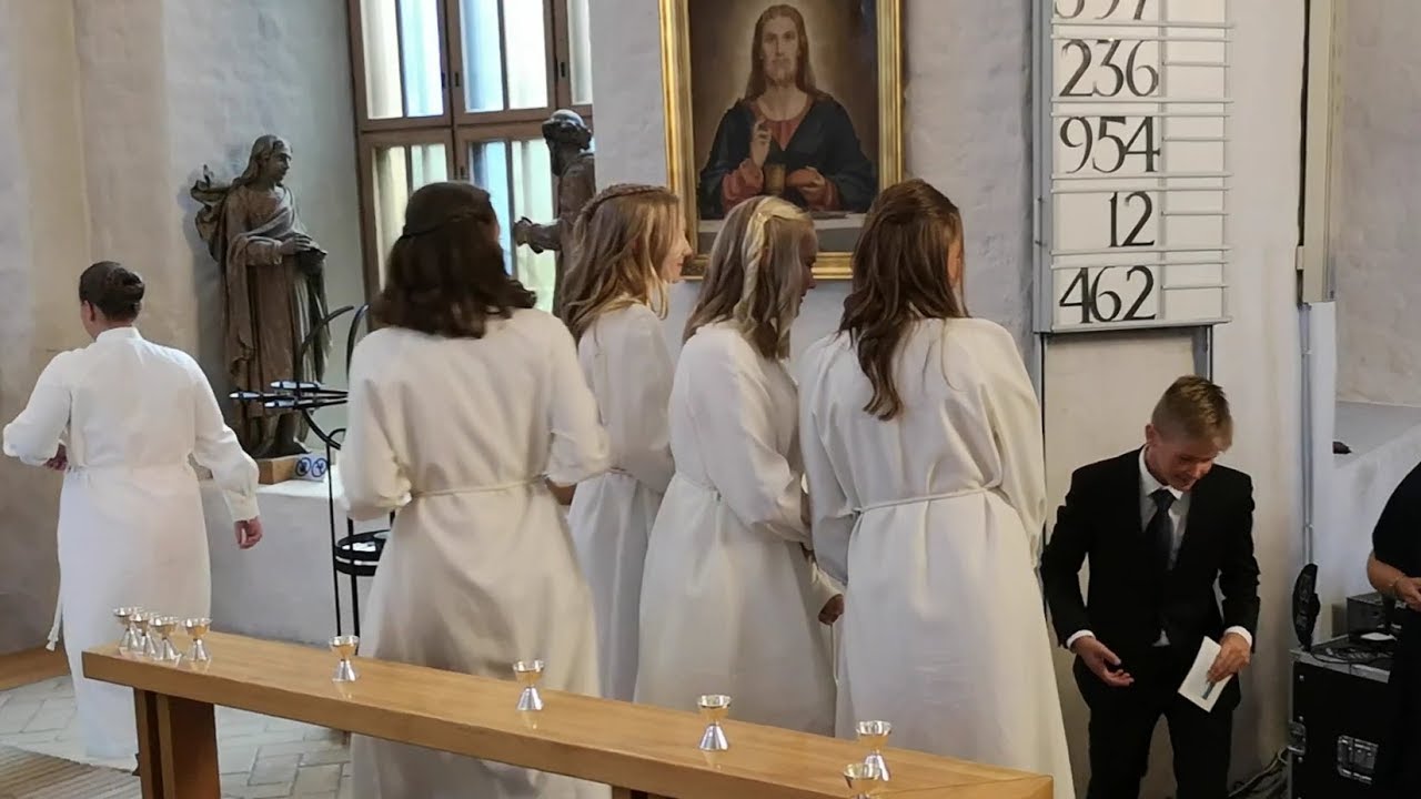 KONFIRMAATIO - 10 VINKKIÄ ONNISTUNEESEEN JUHLAPÄIVÄÄN!