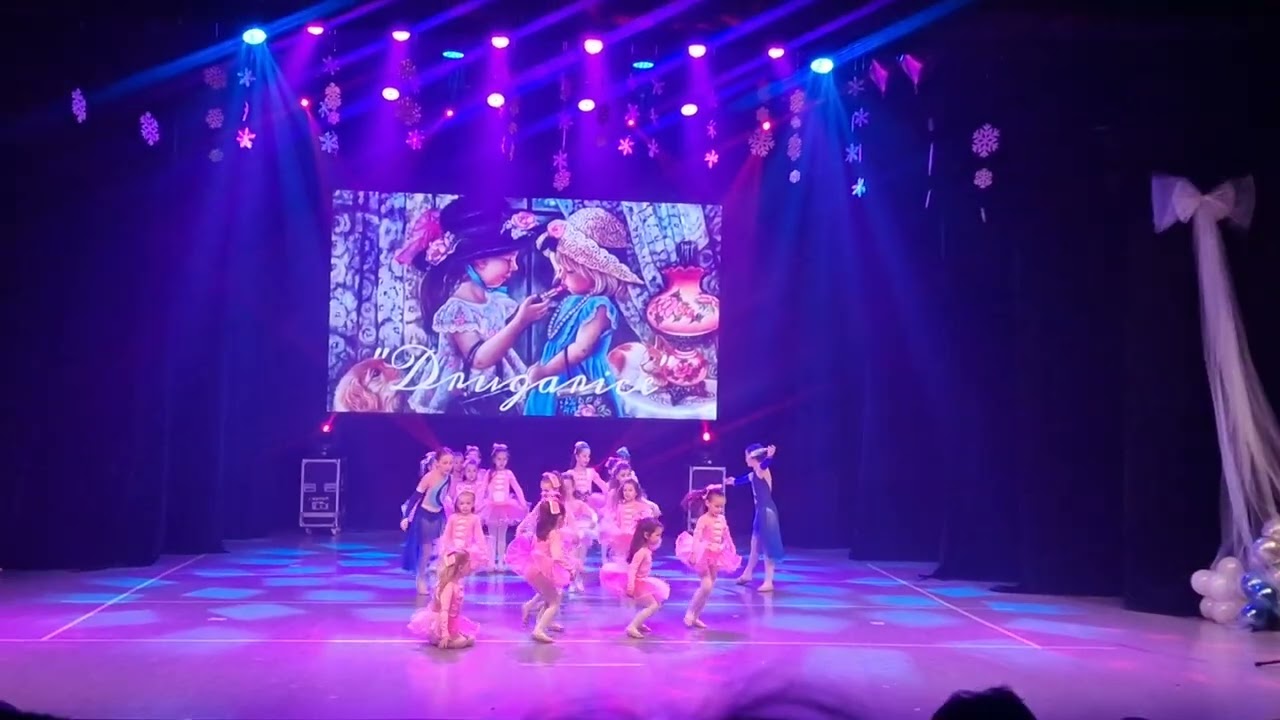 "Drugarice" male balerinice, baletski studio Force Čačak 