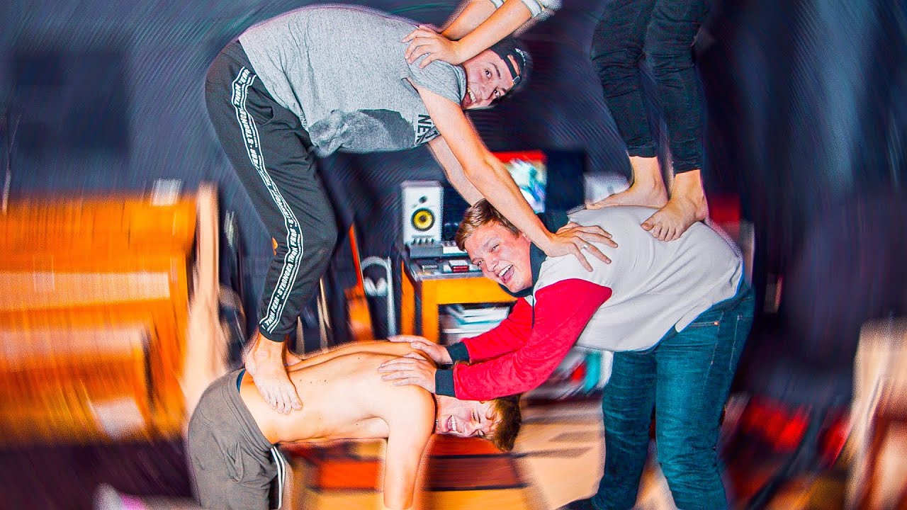 BROTHERS YOGA CHALLENGE *PAINFUL*