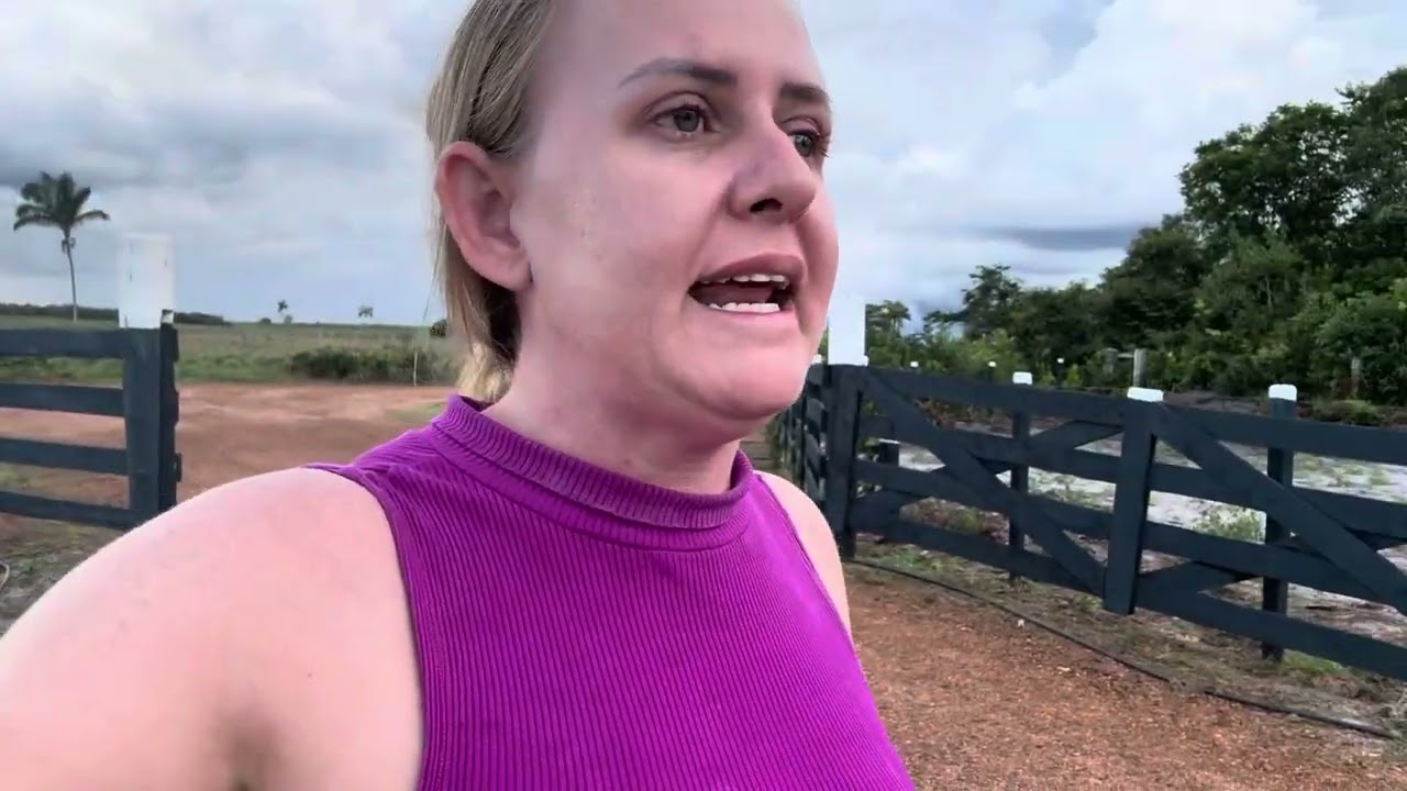 OLHA OQUE O BICUDO APRONTOU DURANTE O VÍDEO 