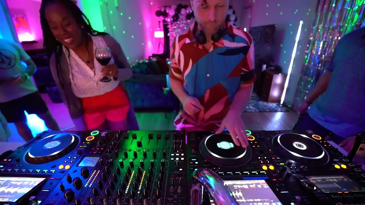 Tech House Delights - Stay Grounded #15