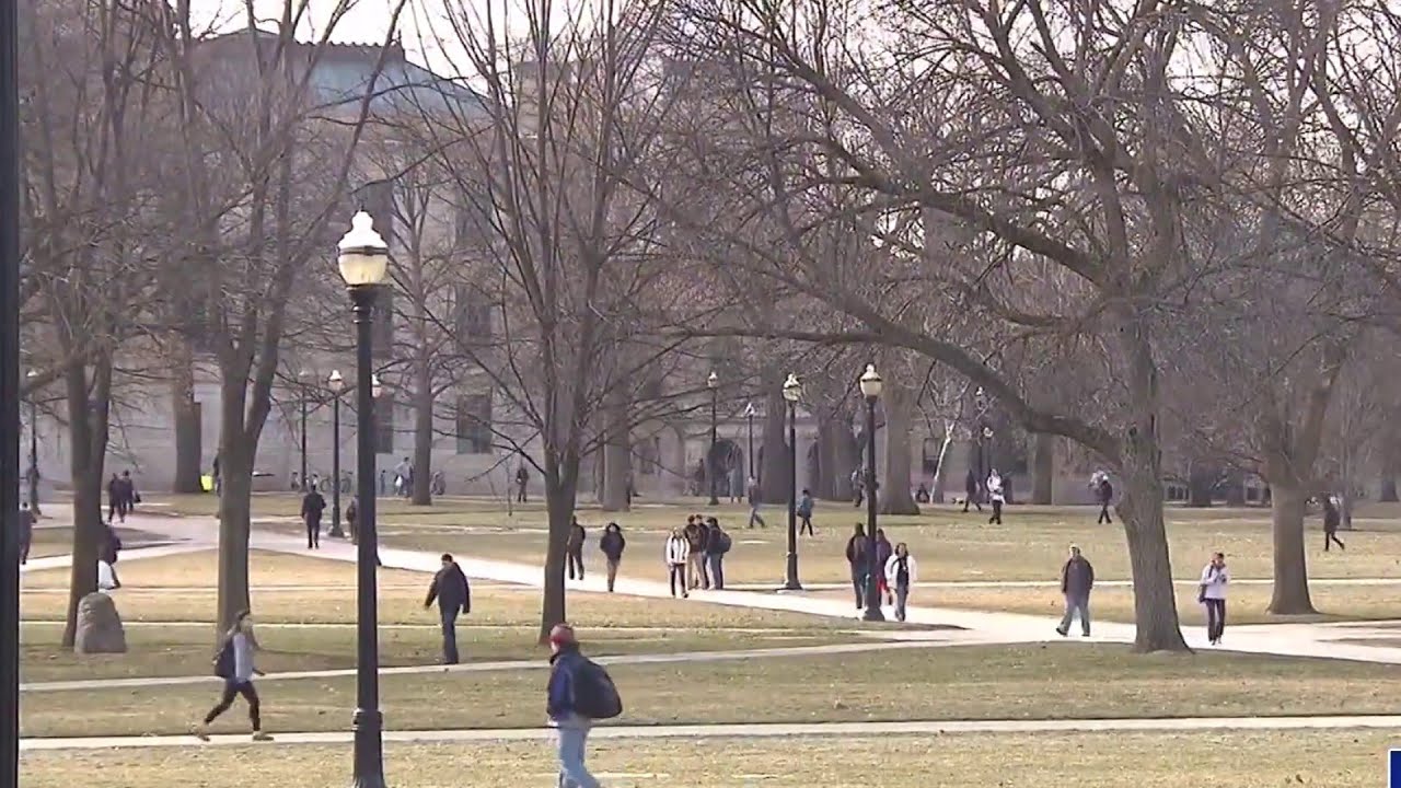 More people with student loan debt are missing payments, report claims