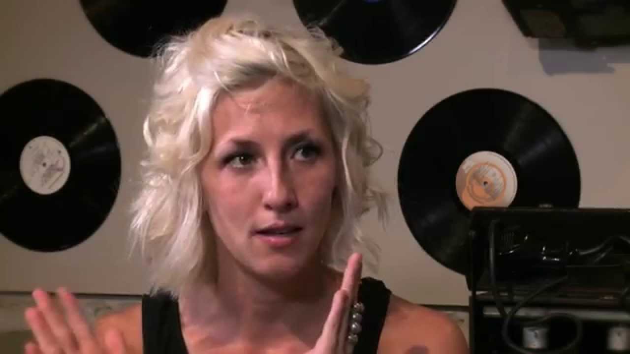 Raconte-moi une chanson: Ingrid St-Pierre - &laquo;Ficelles&raquo;