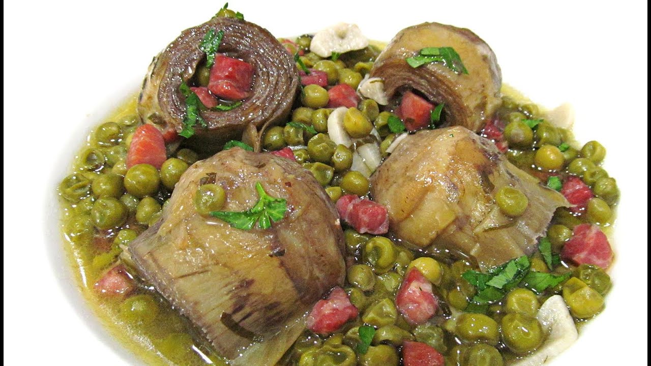 Alcachofas con jamón y guisantes