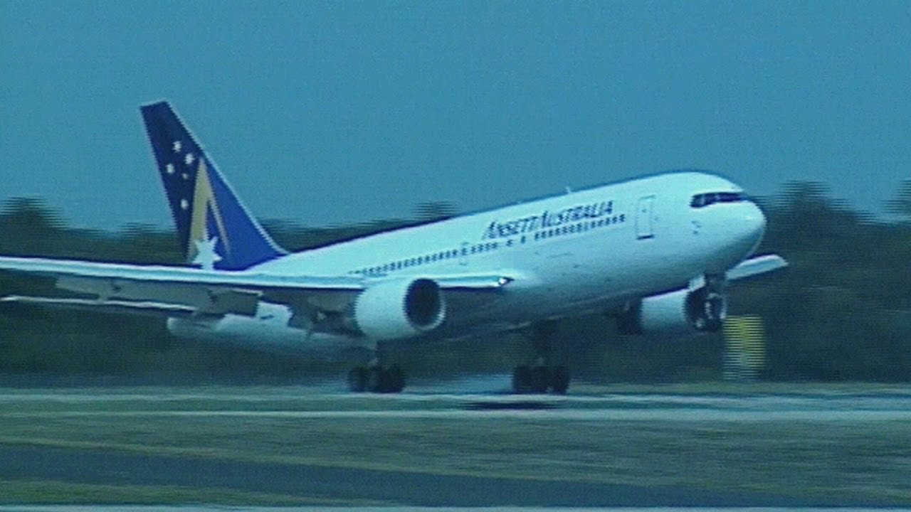 Ansett Airlines Melbourne Action - video 2