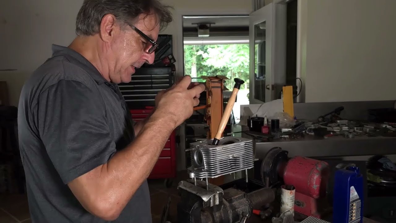 87 911 Engine top End Disassembly Part 3